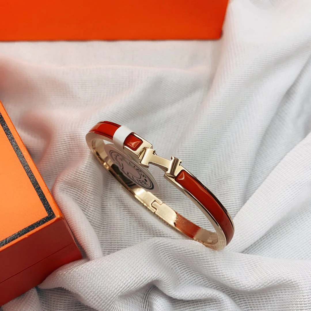 [Hermes]CLASSIC HM CLIC RED 8MM ENAMEL BRACELET