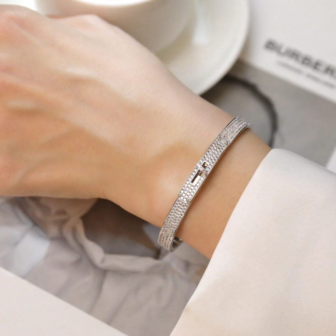 [Hermes]KELLY BRACELET DIAMOND PAVED
