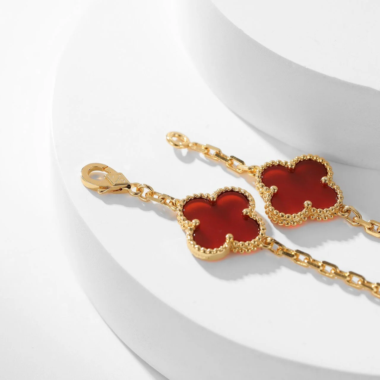 [Van Cleef & Arpels] 10 MOTIFS CARNELIAN NECKLACE