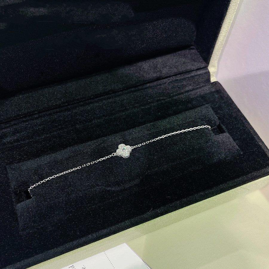 [Van Cleef & Arpels]  SINGLE FLOWER BRACELET SILVER