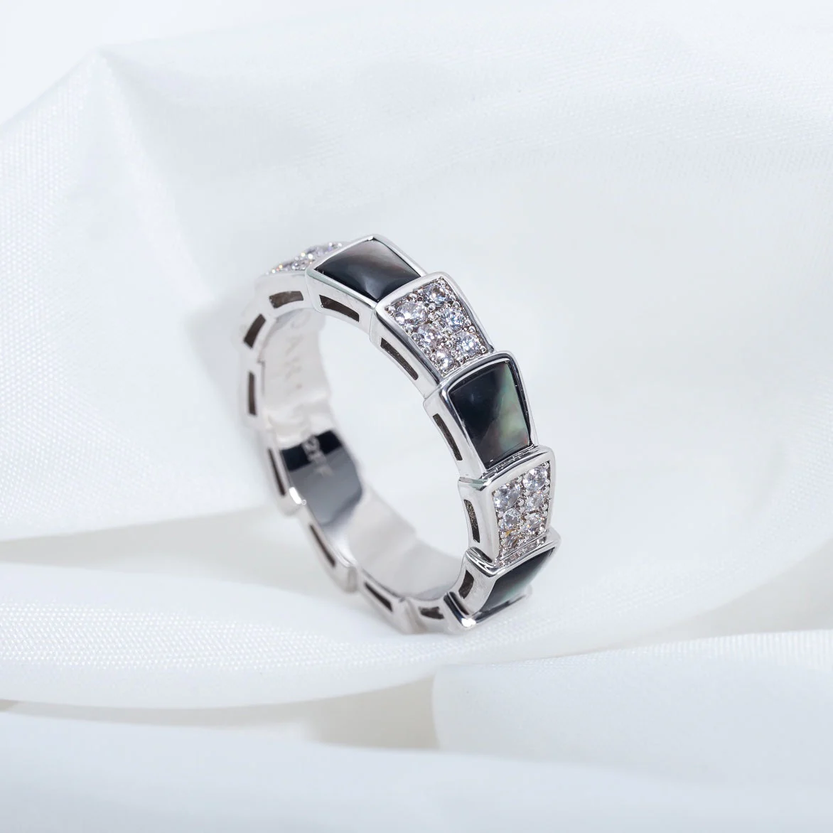 [Bulgari]SERPENTI RING SILVER DIAMOND BLACK MOP 4MM