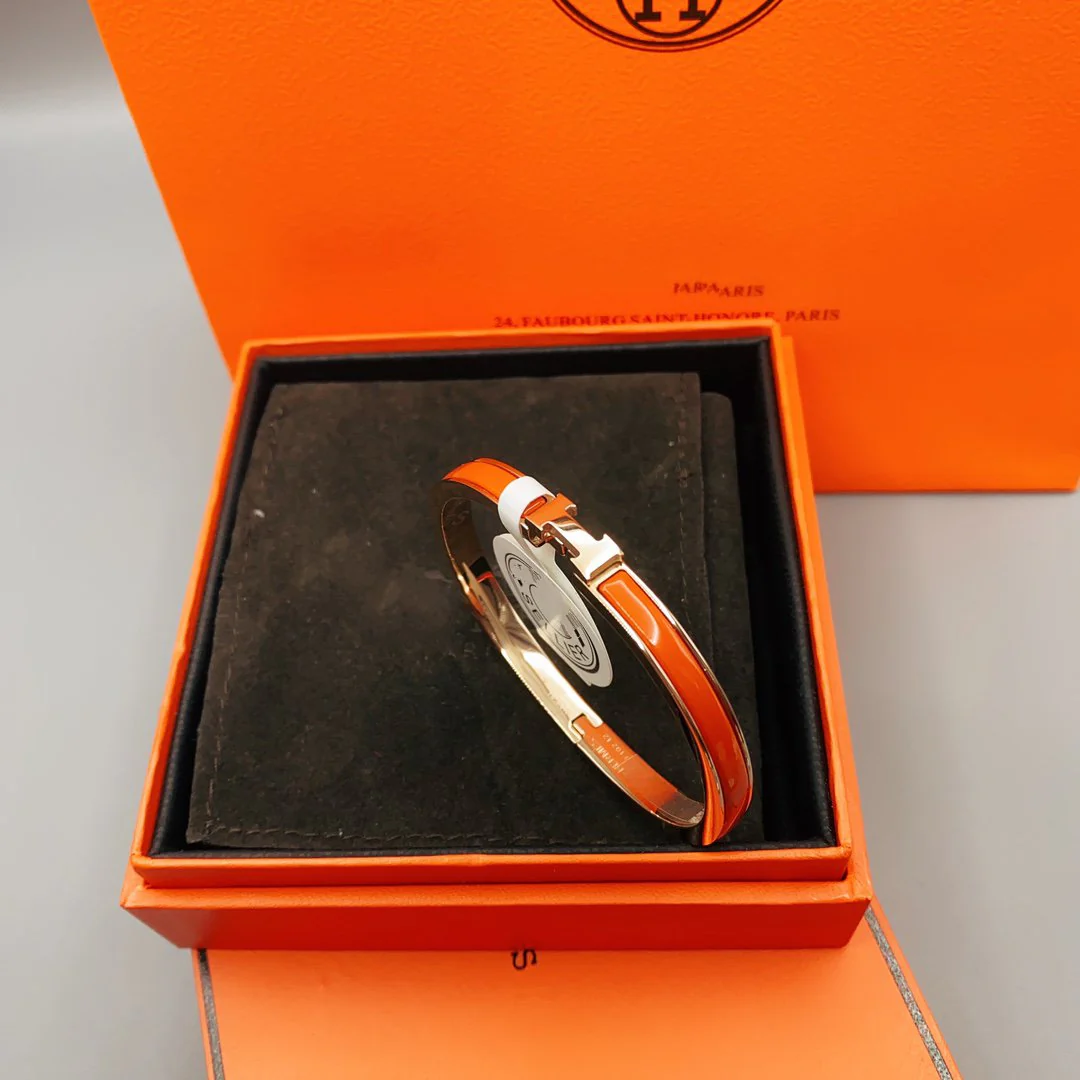 [Hermes]CLASSIC HM CLIC RED 8MM ENAMEL BRACELET