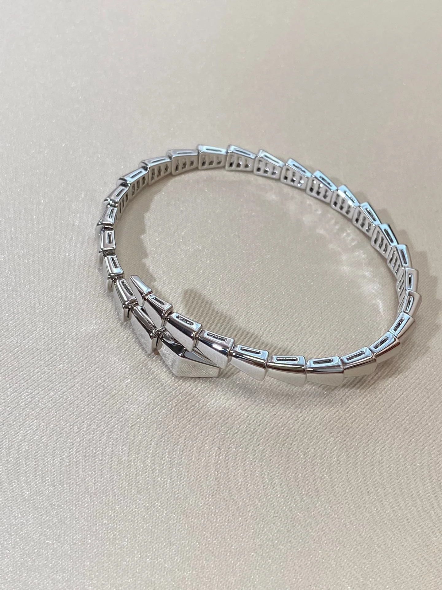 [Bulgari]SERPENTI VIPER SILVER BRACELET
