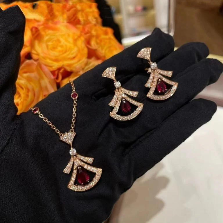[Bulgari]DREAM NECKLACE CARNELIAN DIAMOND PINK GOLD
