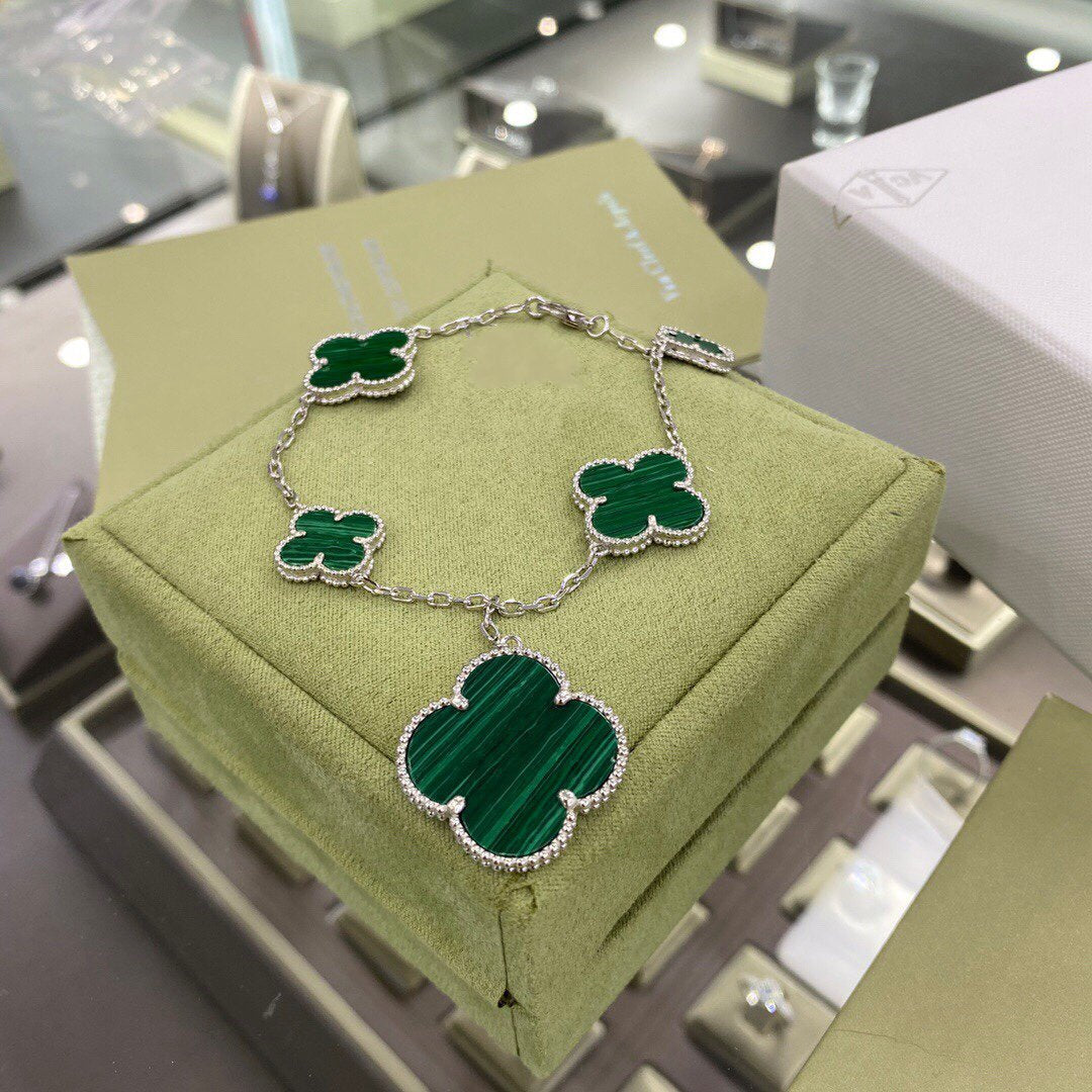 [Van Cleef & Arpels] 5 MOTIFS SIVLER MALACHITE BRACELET