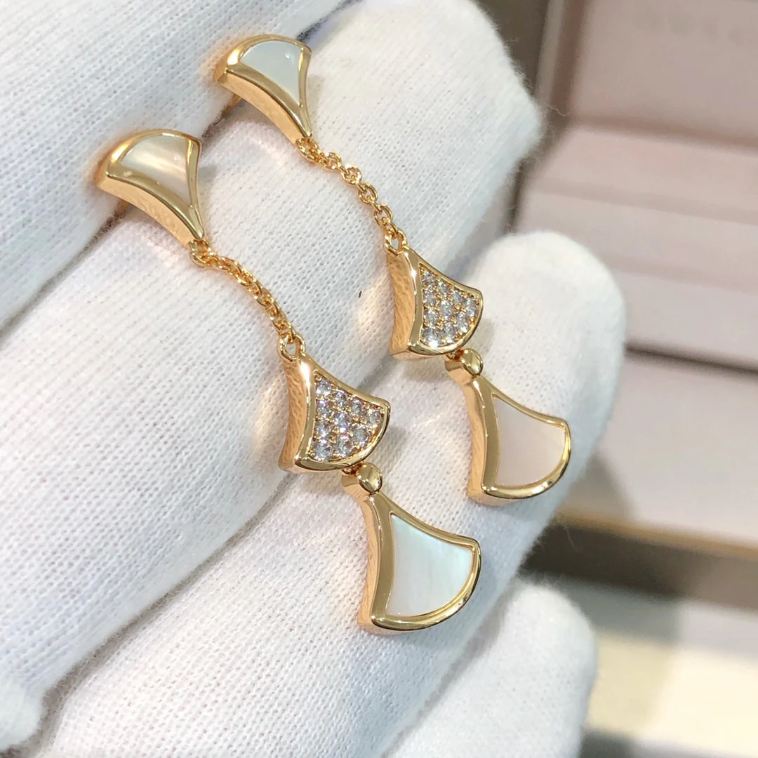 [Bulgari]DREAM EARRINGS 3 MOTIFS DIAMOND MOP PINK GOLD