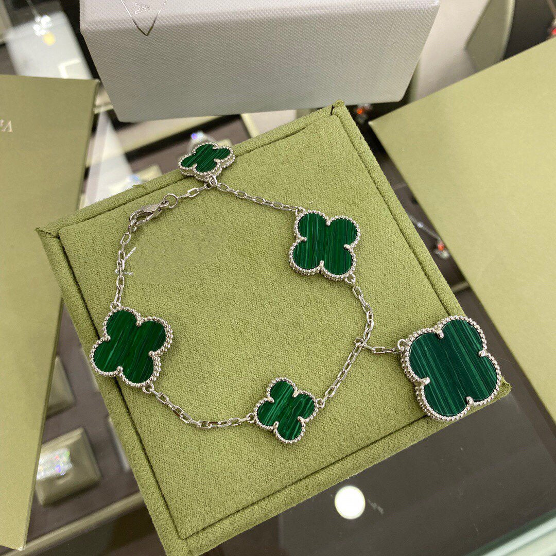 [Van Cleef & Arpels] 5 MOTIFS SIVLER MALACHITE BRACELET