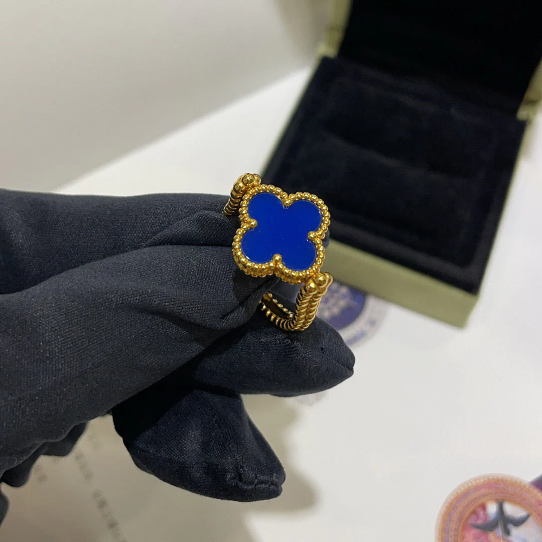 [Van Cleef & Arpels] RIVERSIBLE BLUE AGATE RING