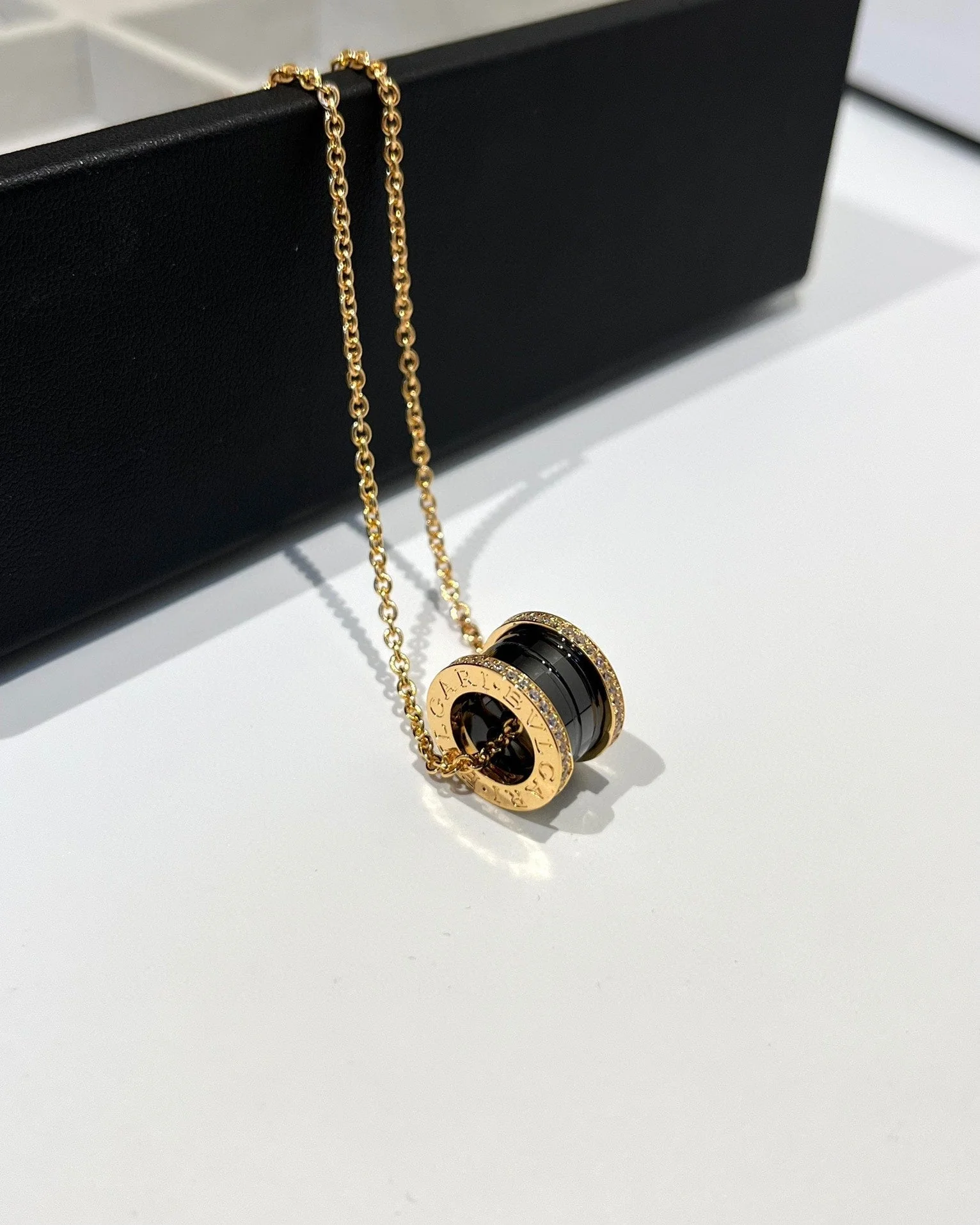 [Bulgari]ZERO 1 BLACK CERAMIC DIAMOND PINK GOLD NECKLACE