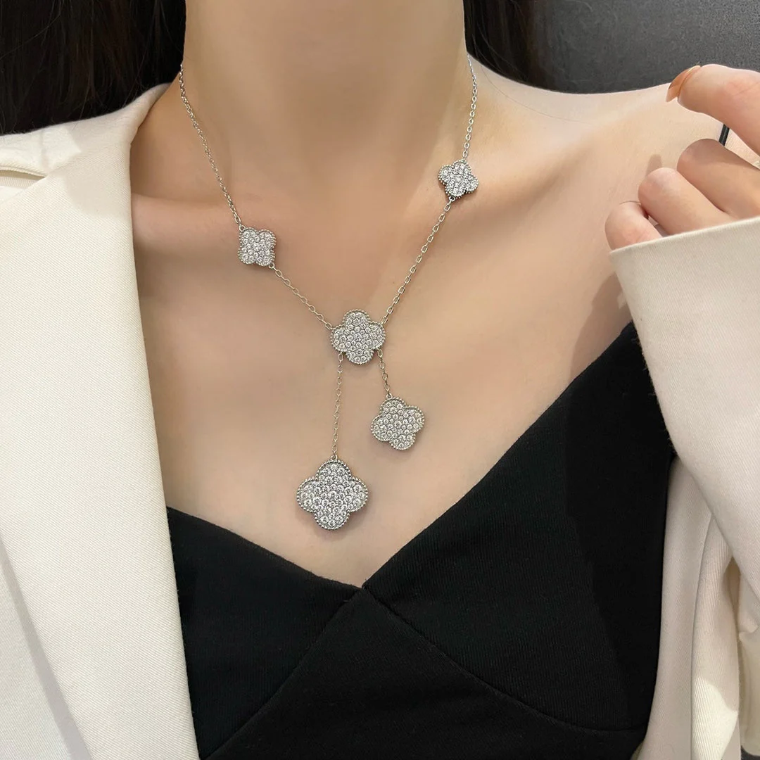 [Van Cleef & Arpels] 5 MOTIFS SILVER DIAMONDS NECKLACE