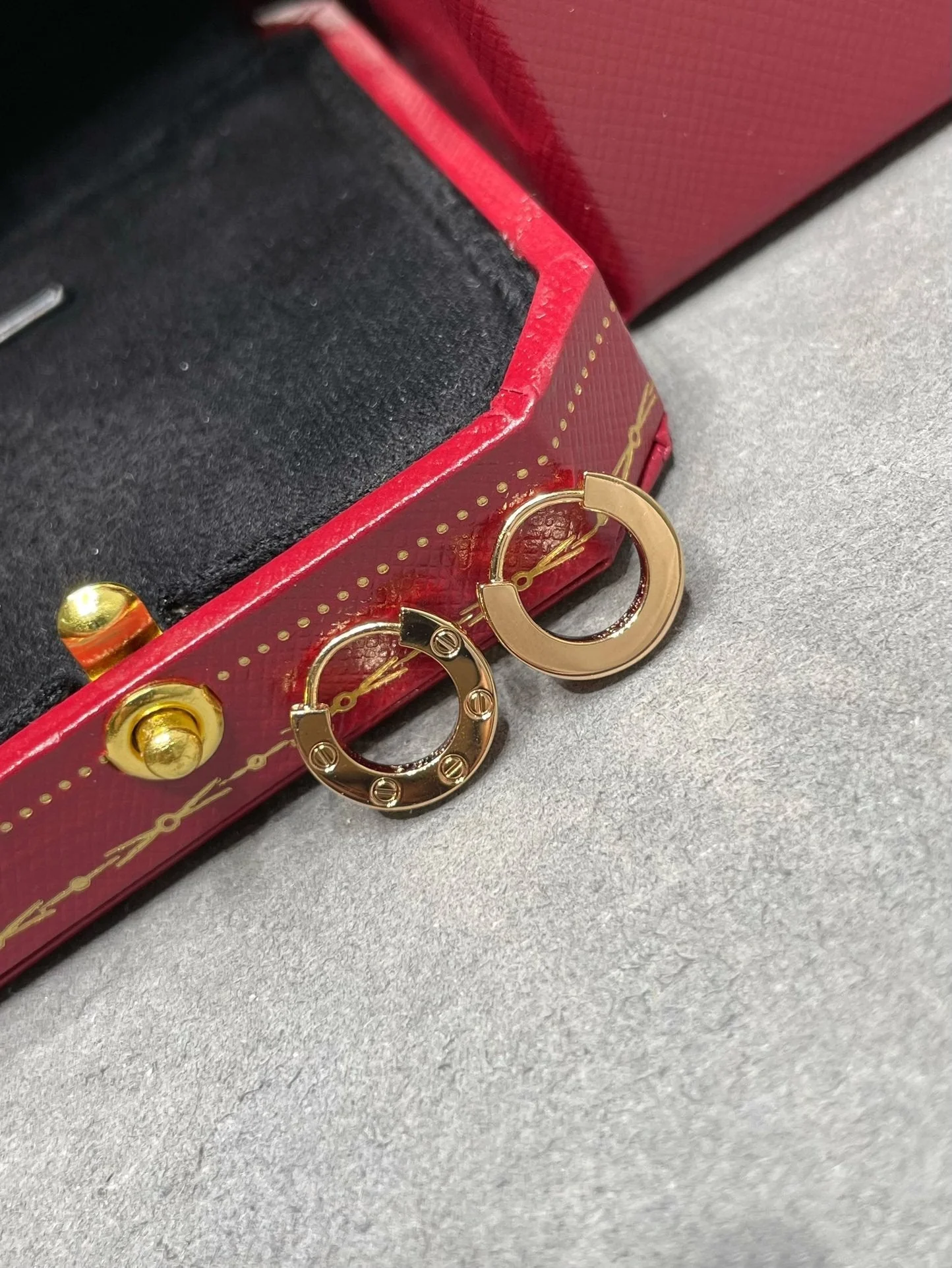 [Cartier]LOVE MINI EARRINGS