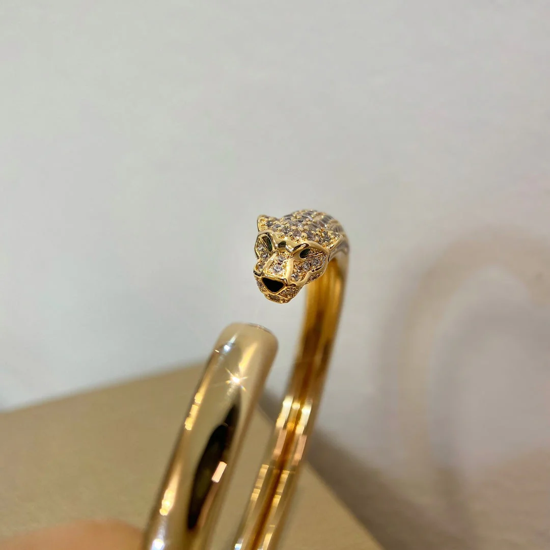 [Cartier]PANTHERE GOLD DIAMOND OPEN BRACELET