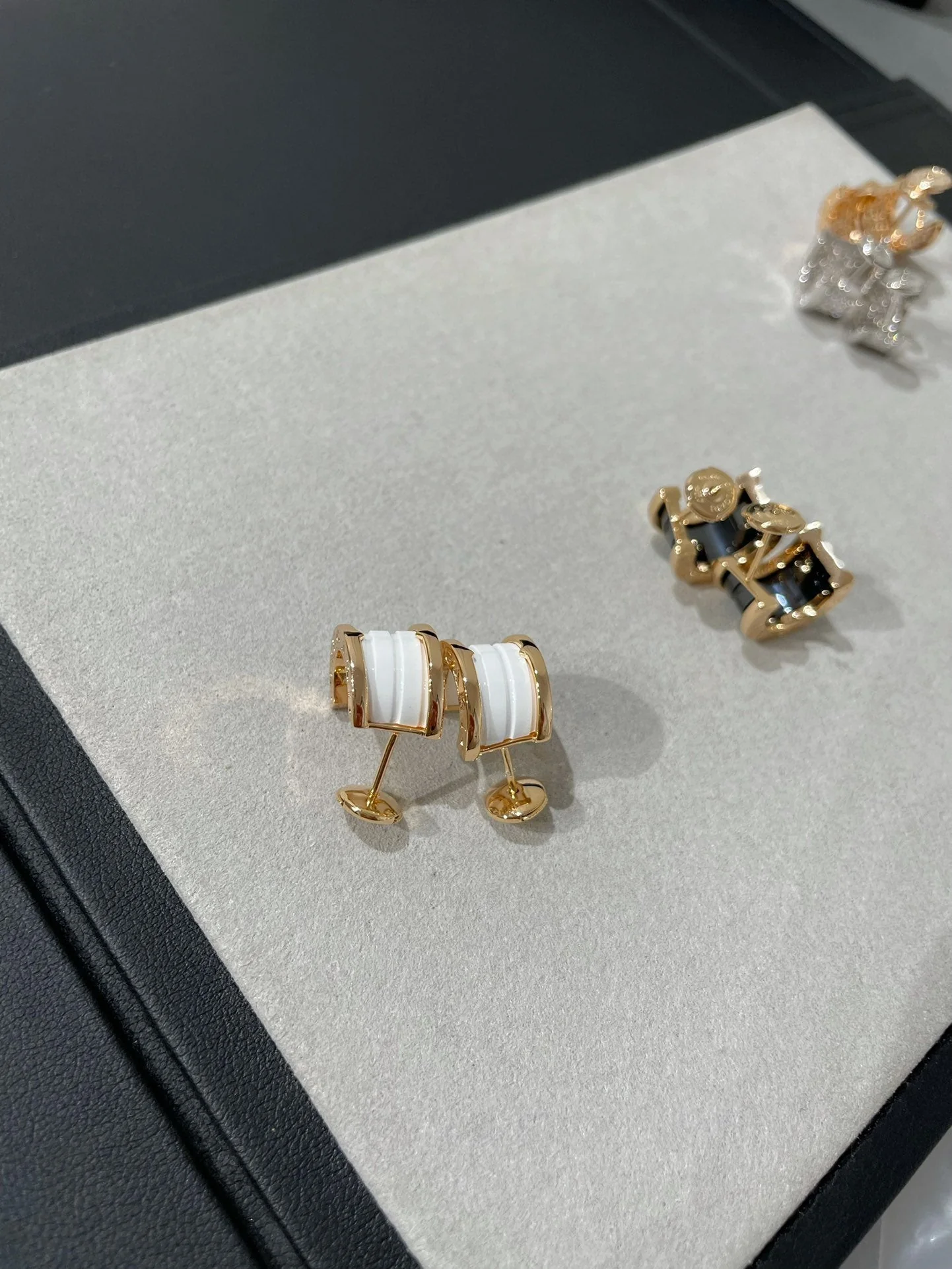[Bulgari]ZERO 1 PINK GOLD CERAMIC EARRINGS