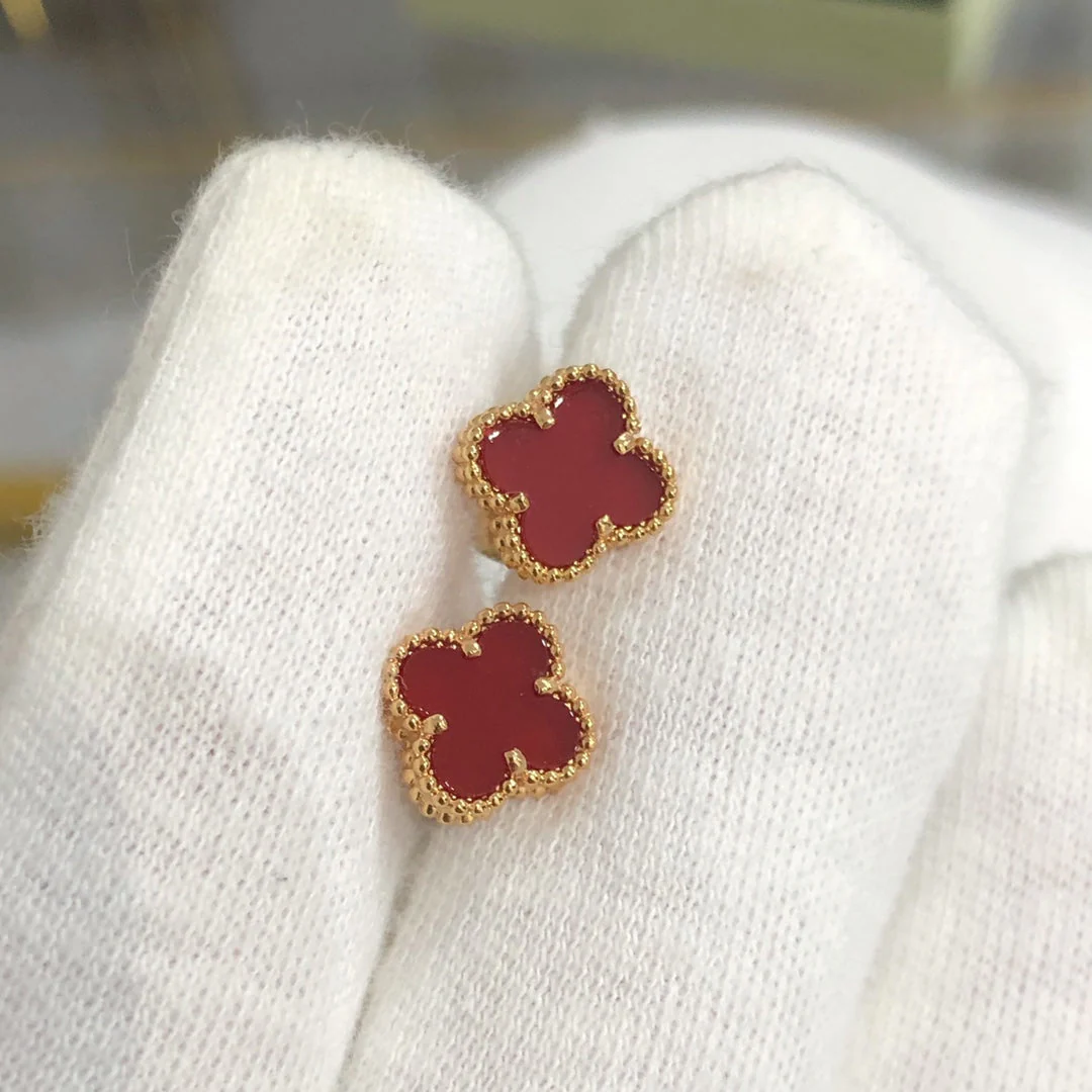 [Van Cleef & Arpels] MINI GOLD EARRINGS
