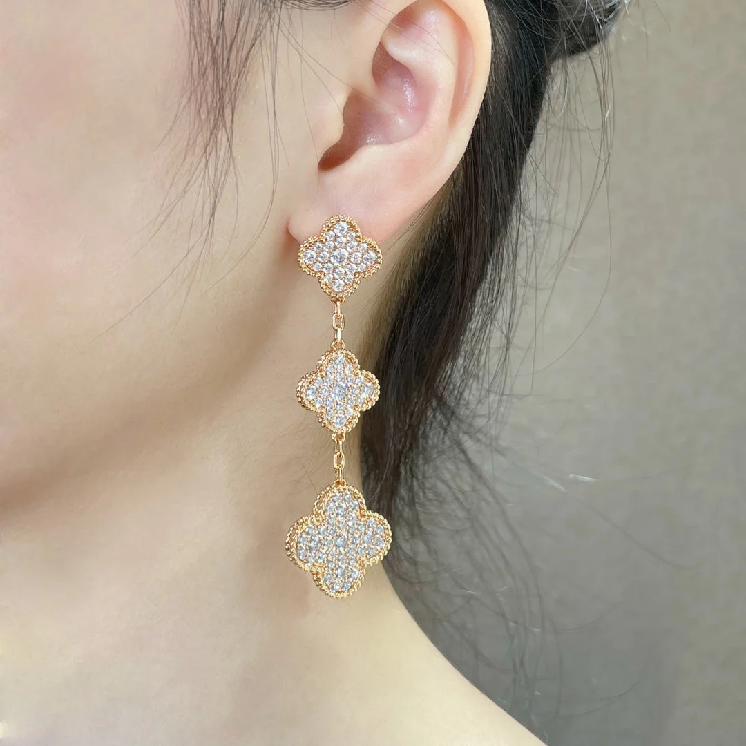 [Van Cleef & Arpels] 3 MOTIFS DIAMOND PAVED ROSE GOLD EARRINGS
