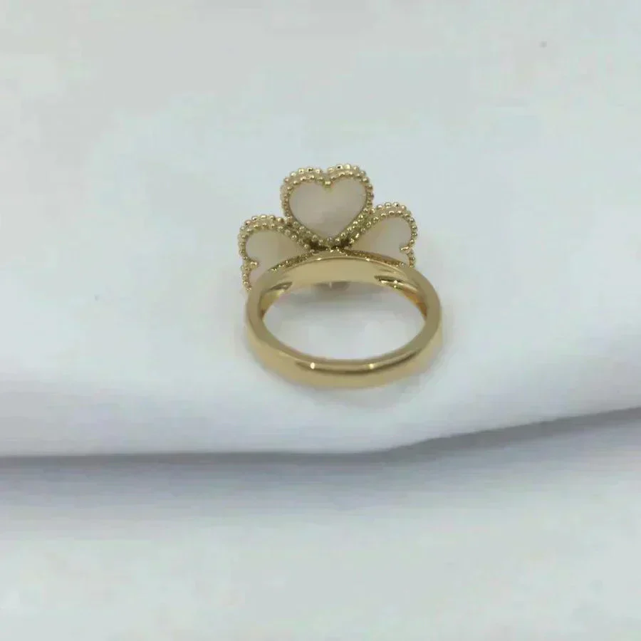 [Van Cleef & Arpels]SWEET CLOVER WHITE MOP RING