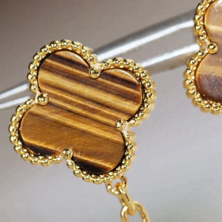 [Van Cleef & Arpels]  2 MOTIF  TIGER EYE CARNELIAN EARRINGS