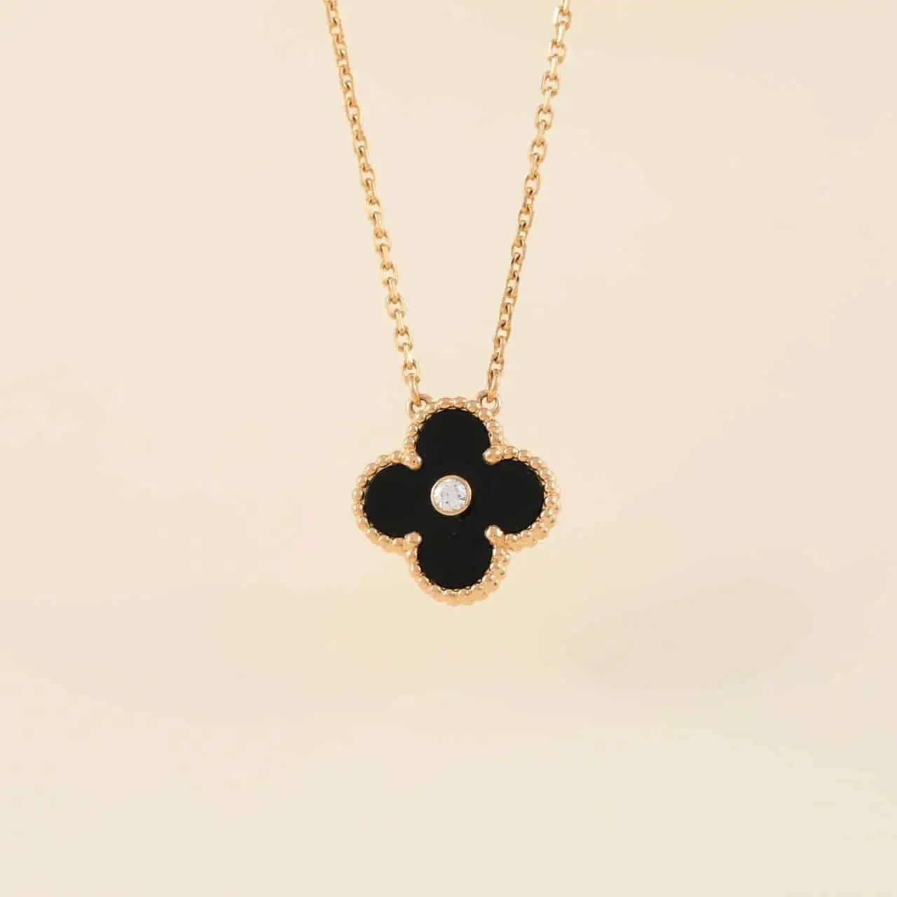 [Van Cleef & Arpels] 15MM DIAMOND ONYX NECKLACE