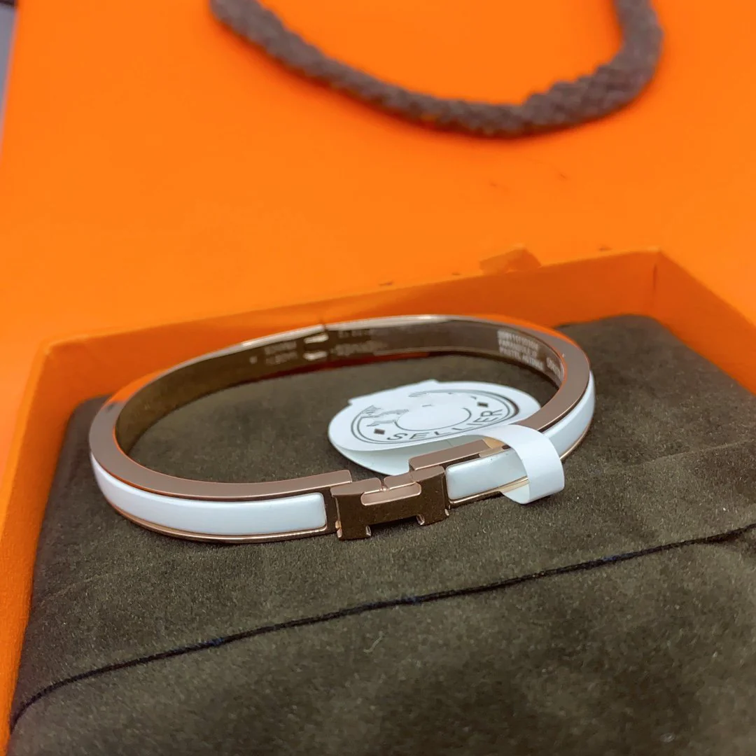 [Hermes]CLASSIC HM CLIC WHITE 8MM ENAMEL BRACELET