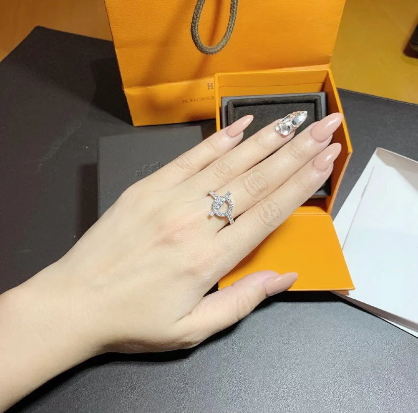 [Hermes]ECHAPPEE RING SILVER DIAMOND