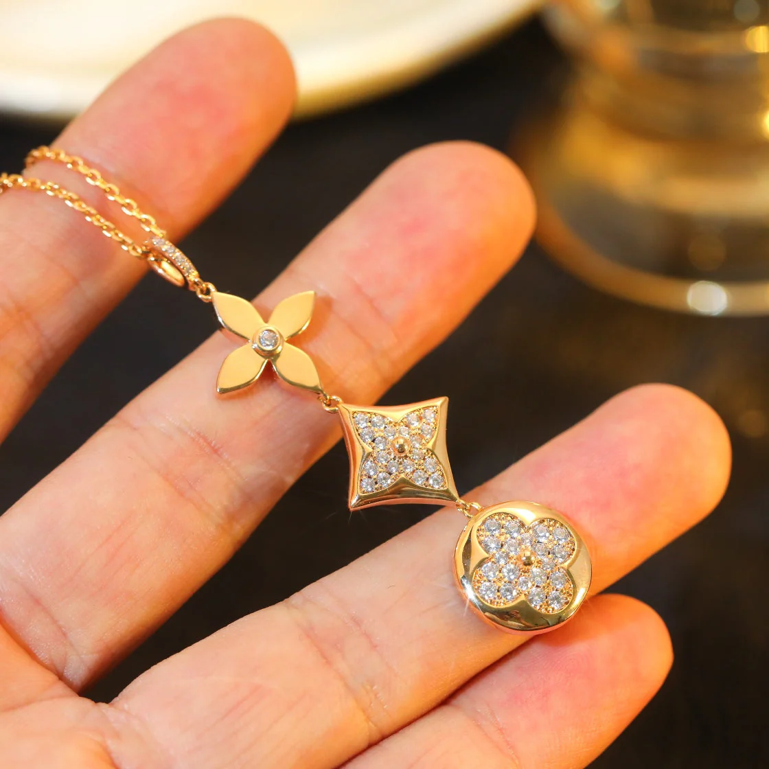 [Louis vuitton]STAR AND SUN DIAMOND PINK GOLD NECKLACE