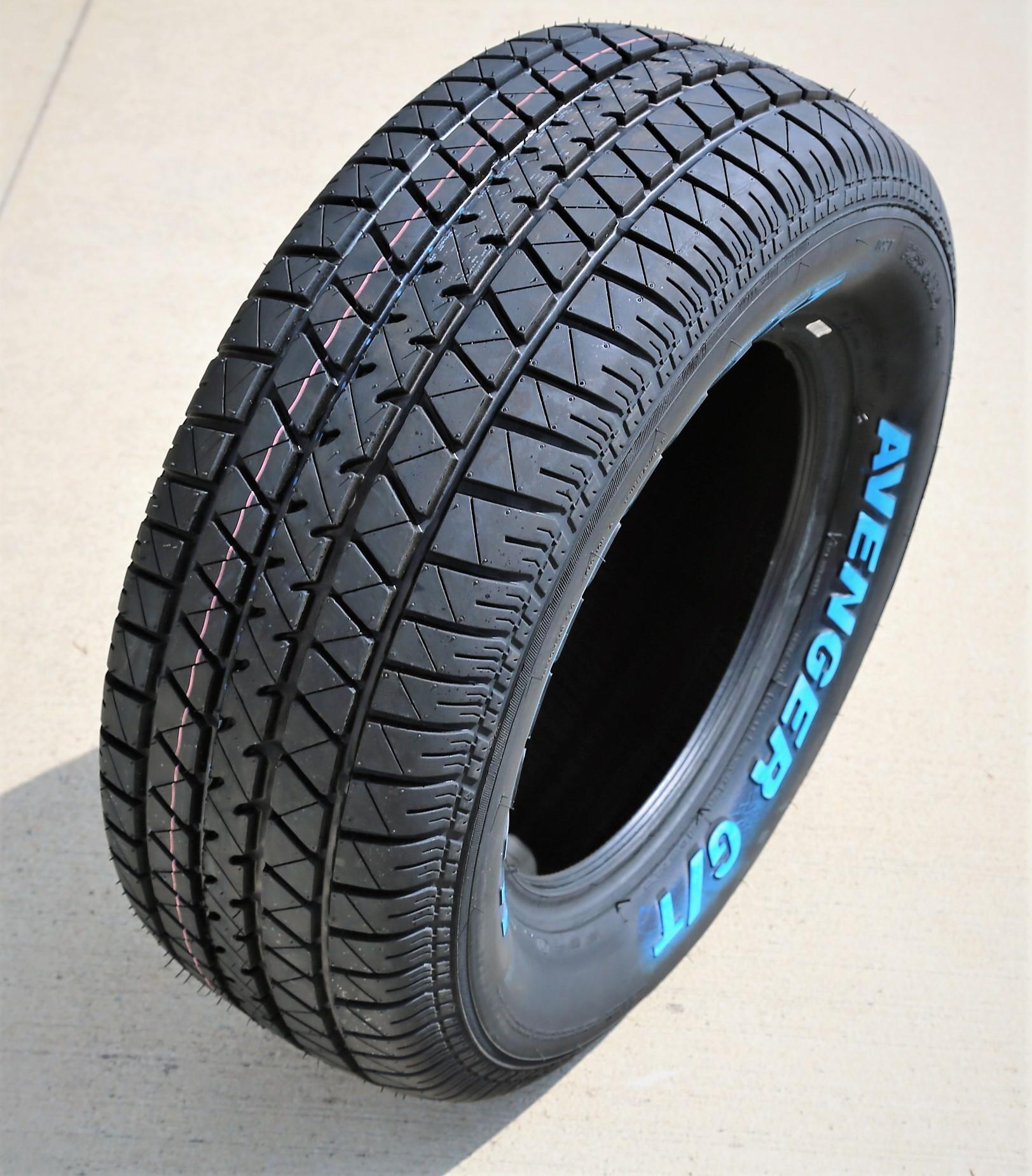 Mastercraft Avenger G/T 255/70R15 108T All Season Tire