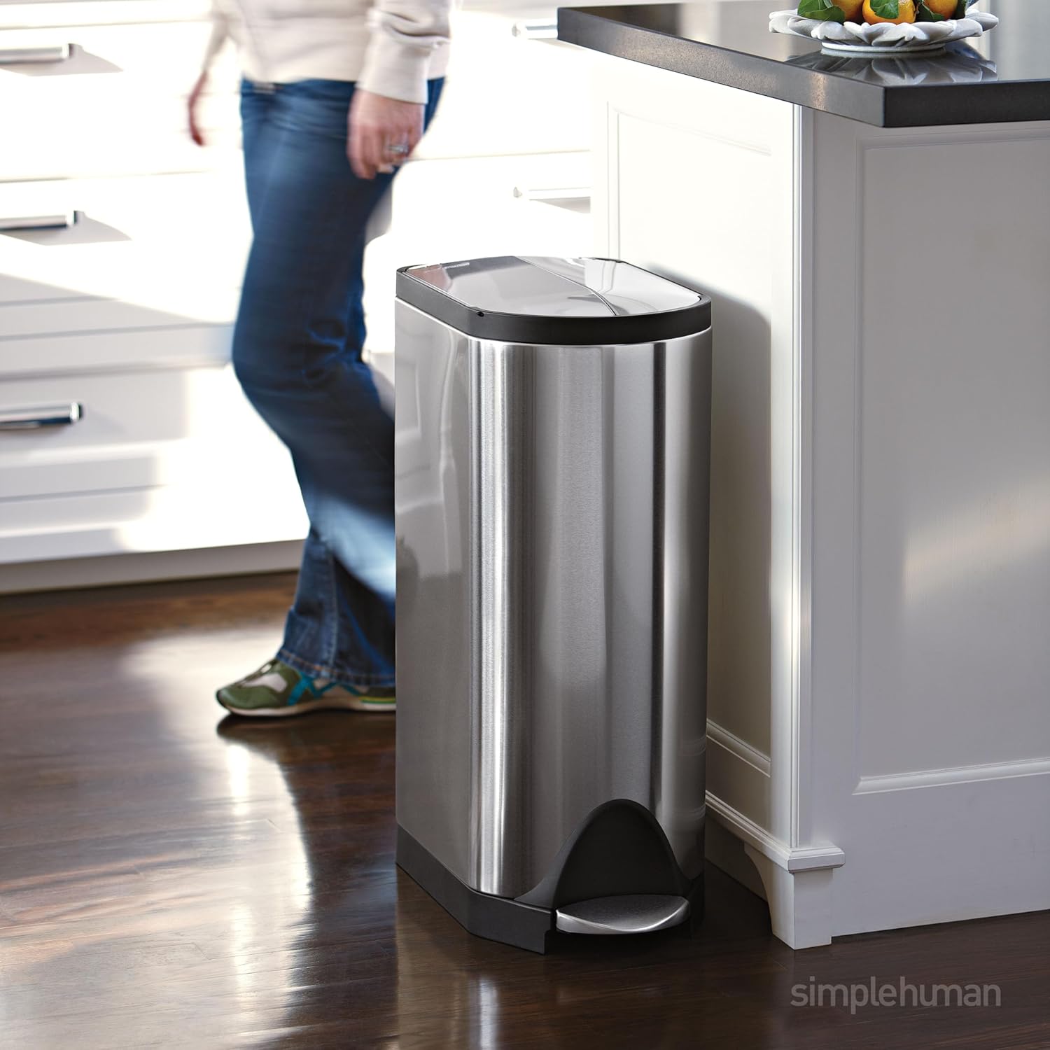 Simplehuman double compartment butterfly lid kitchen recycling walk-in stainless steel trash can