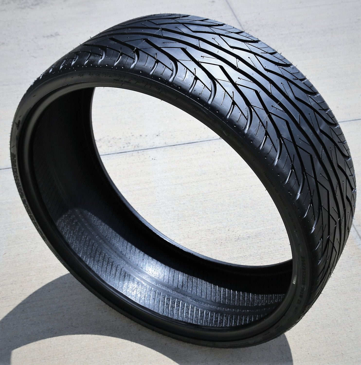 2026 Tire Venom Power Ragnarok One 295/25R28 ZR 103W XL High Performance M+S