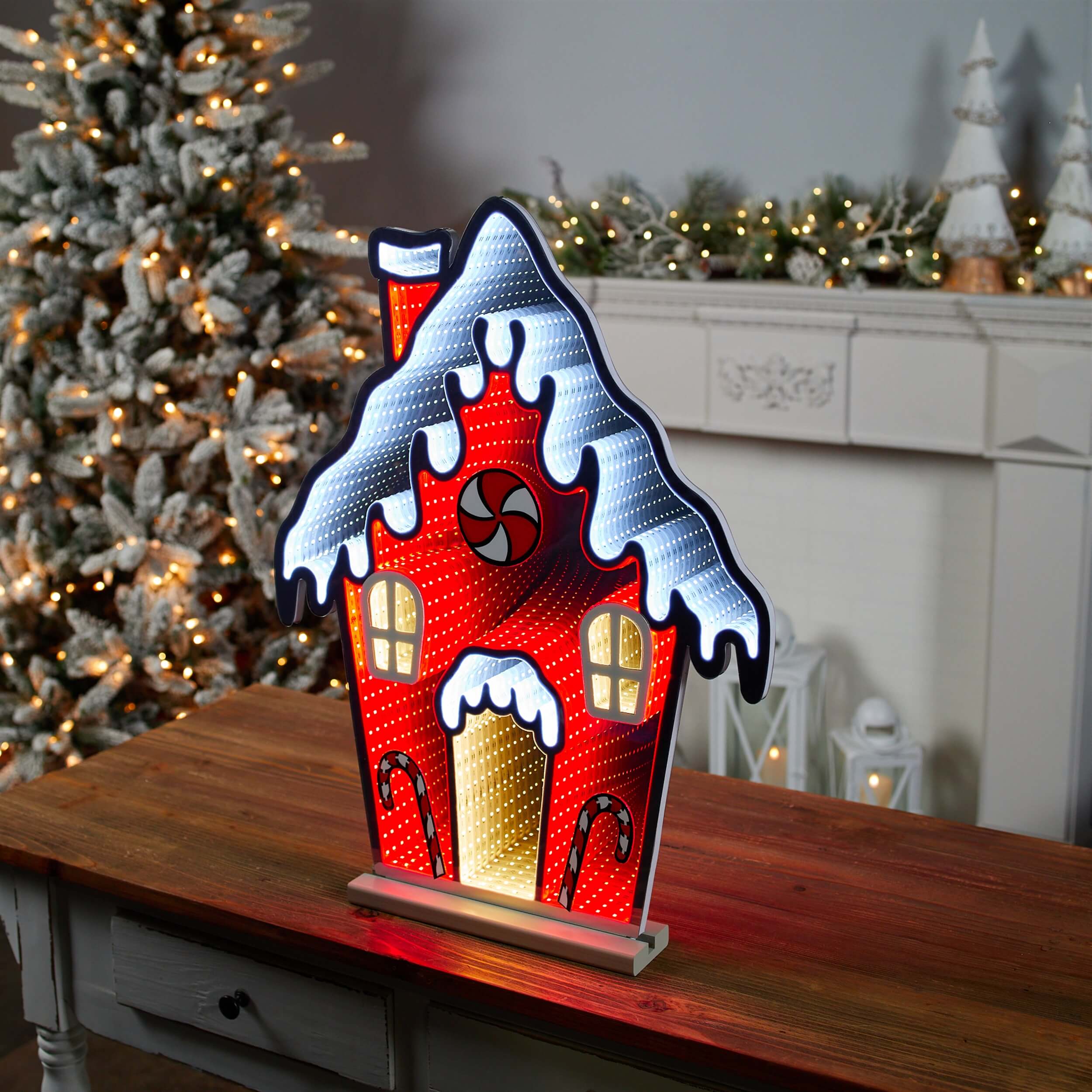Gingerbread House Infinity Light 26
