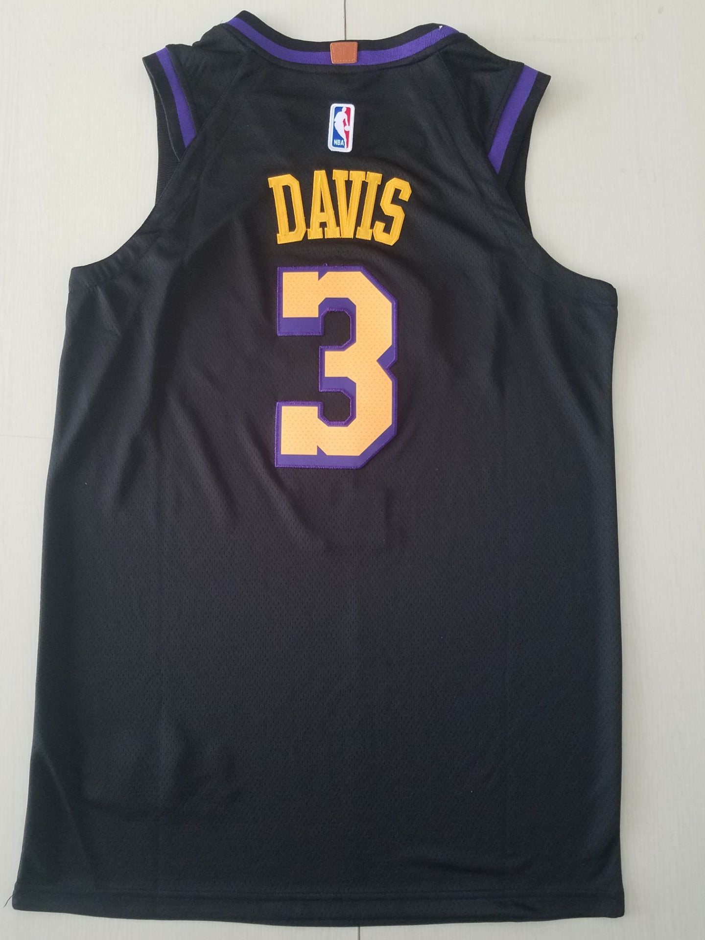 Men's Los Angeles Lakers Anthony Davis Black #3 Swingman Jersey