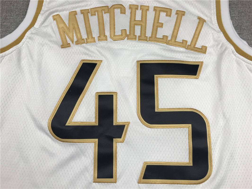 Men's Utah Jazz Donovan Mitchell #45 White Swingman Jersey
