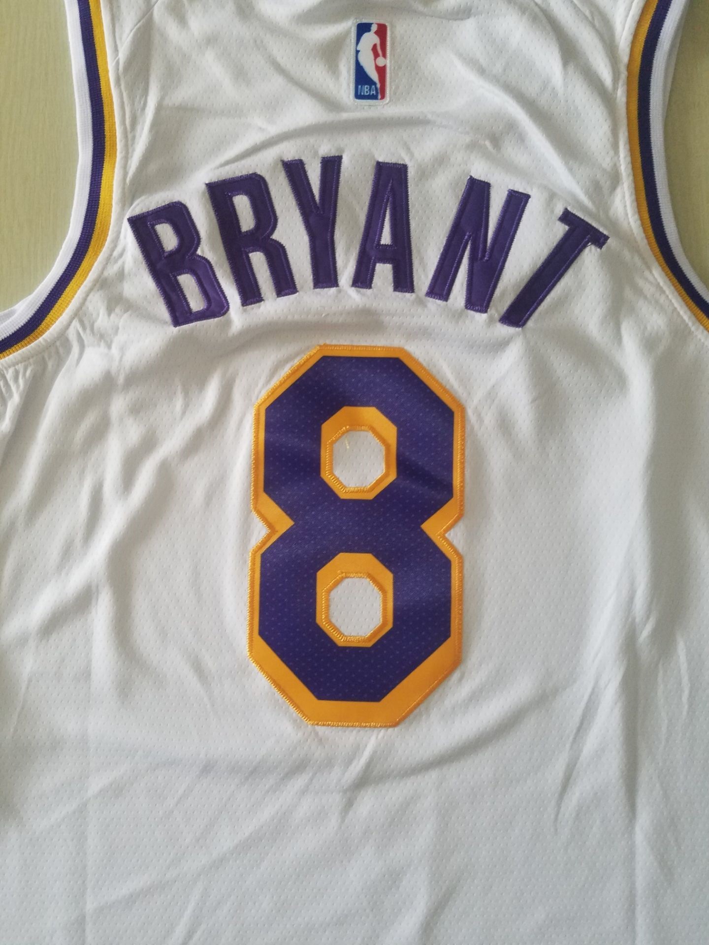 Men's Los Angeles Lakers Kobe Bryant #8 White Swingman Player Jersey