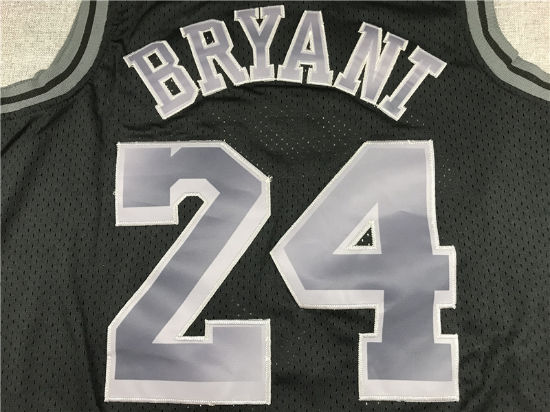 Men's Los Angeles Lakers Kobe Bryant Black Hardwood Classics Swingman Jersey