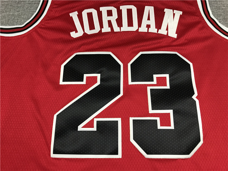 Men's Chicago Bulls Michael Jordan #23 Red Fast Break Replica Player Jersey