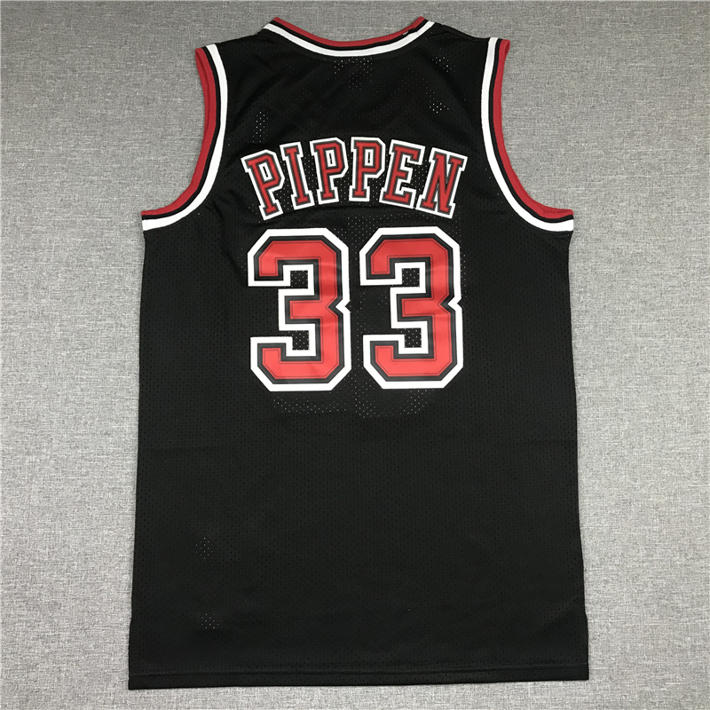 Men's Chicago Bulls Scottie Pippen 1997-98 Black Hardwood Classics Swingman Jersey