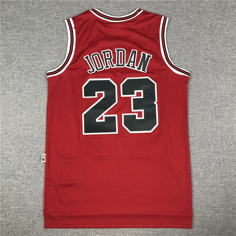 Men's Chicago Bulls Michael Jordan 1996-97 Hardwood Classics Swingman Jersey