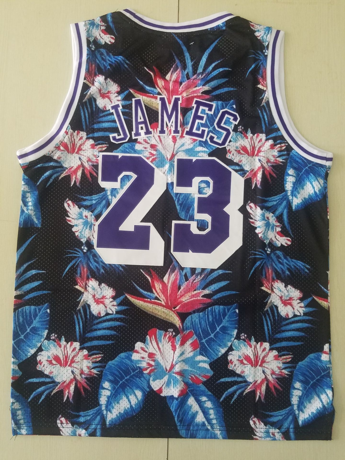 Men's LeBron James Los Angeles Lakers #23 NBA Classics Authentic Jersey