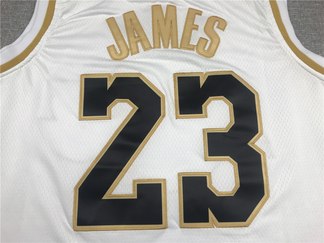 Men's Los Angeles Lakers LeBron James #23 White Swingman Jersey