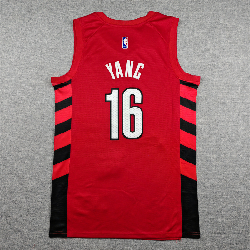 Men's Portland Trail Blazers Yang Hansen #16 Red 2022/23 Swingman Player Jersey - Statement Edition