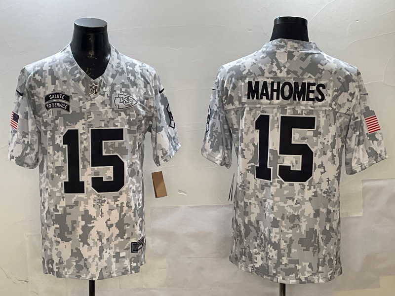 Men's Kansas City Chiefs Patrick Mahomes #15 Arctic Camo 2024 Salute to Service Limited Jersey