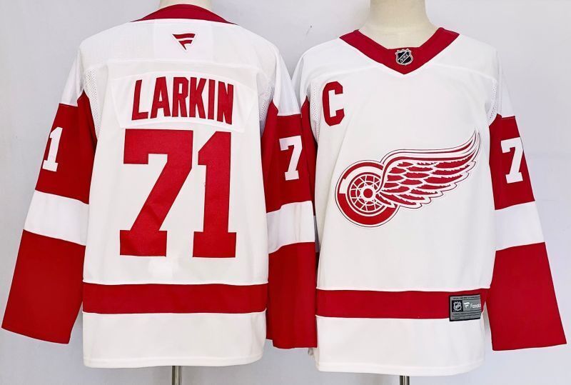 Men's Detroit Red Wings Dylan Larkin #71 Fanatics White Player Jersey