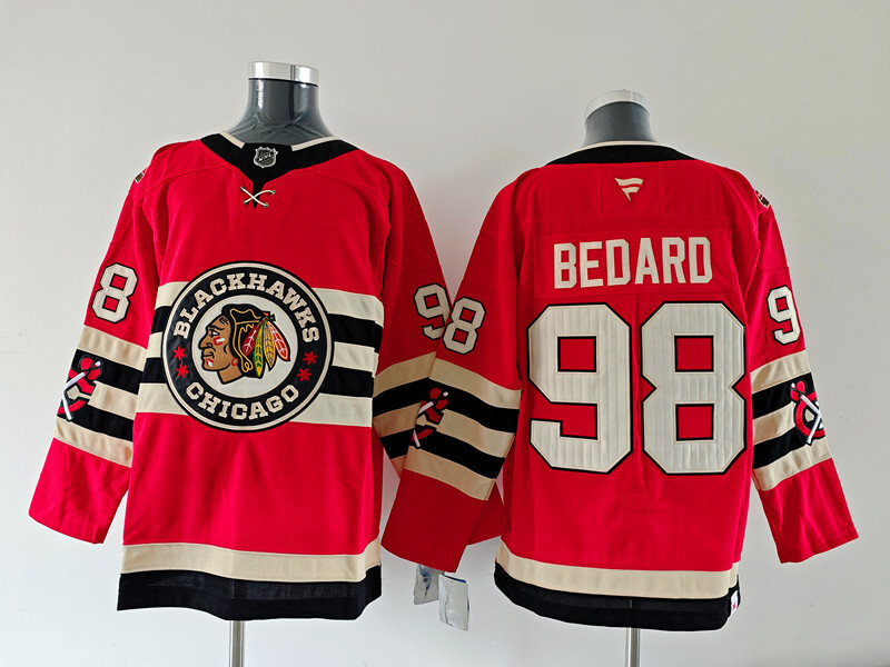 Men's Chicago Blackhawks Connor Bedard #98 Fanatics Red Game Jersey
