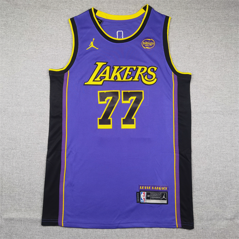 Men's Los Angeles Lakers Luka Doncic #77 Purple Swingman Jersey - Statement Edition
