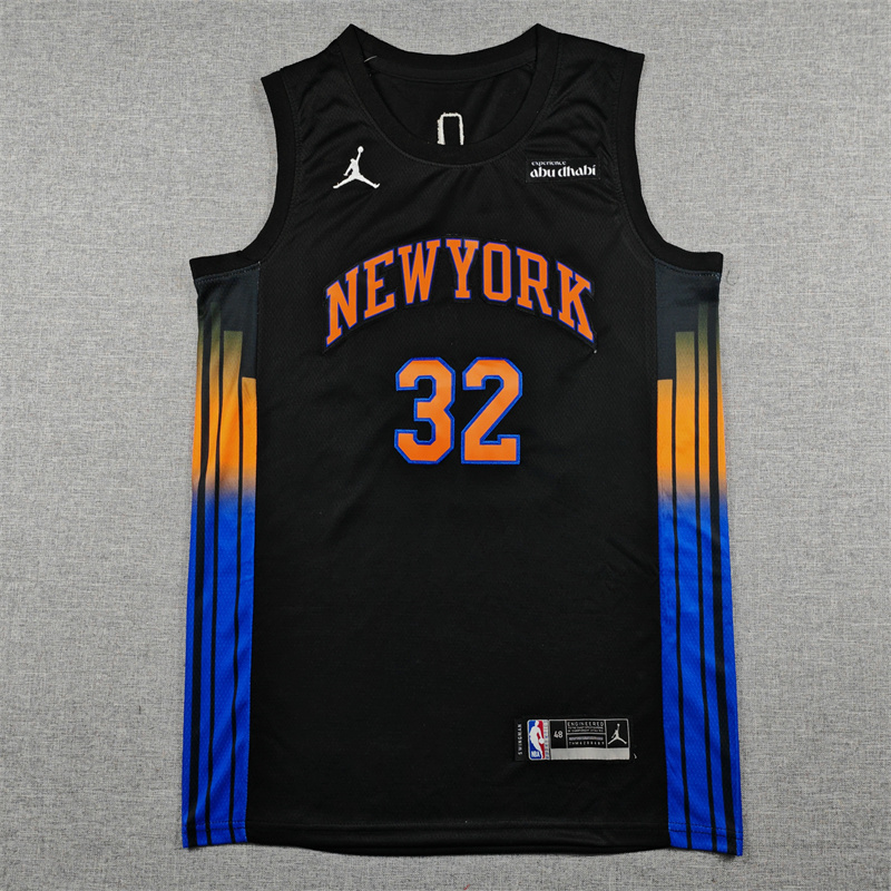Men's New York Knicks Karl-Anthony Towns #32 Black Swingman Jersey - Statement Edition