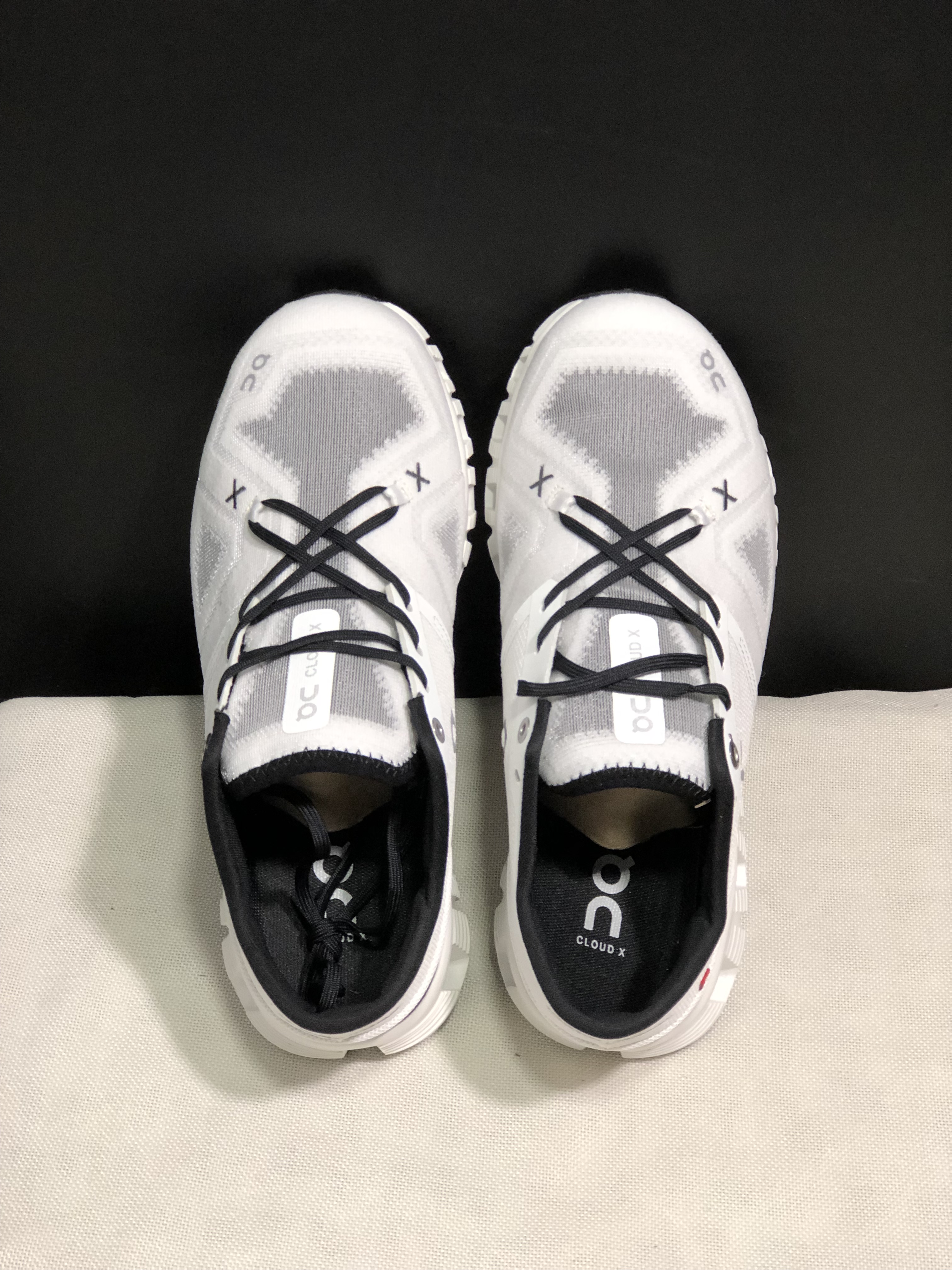 On Running Cloud X3 Shift Multi-Functional Running Shoes White/Light Grey
