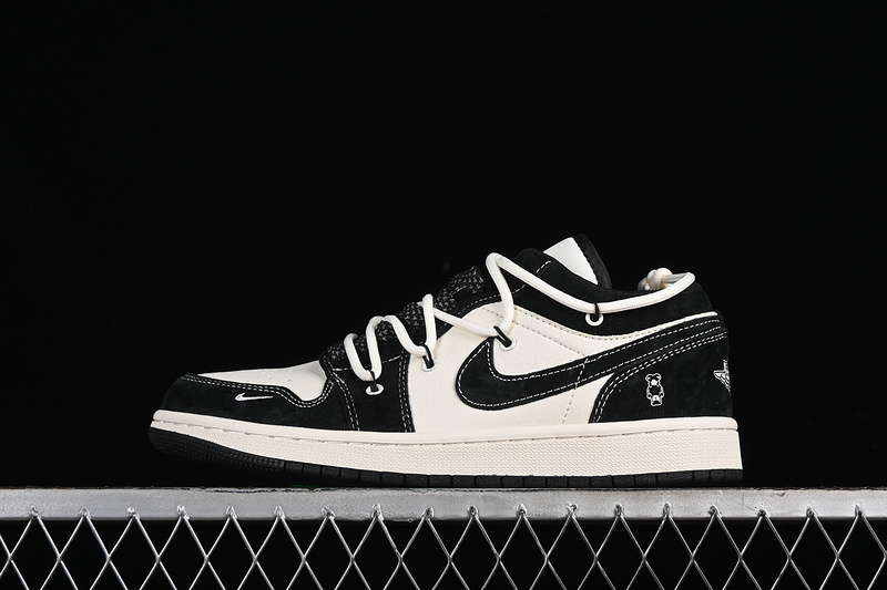 Nike Air Jordan 1 Retro Low Black Sole White Black Sneakers
