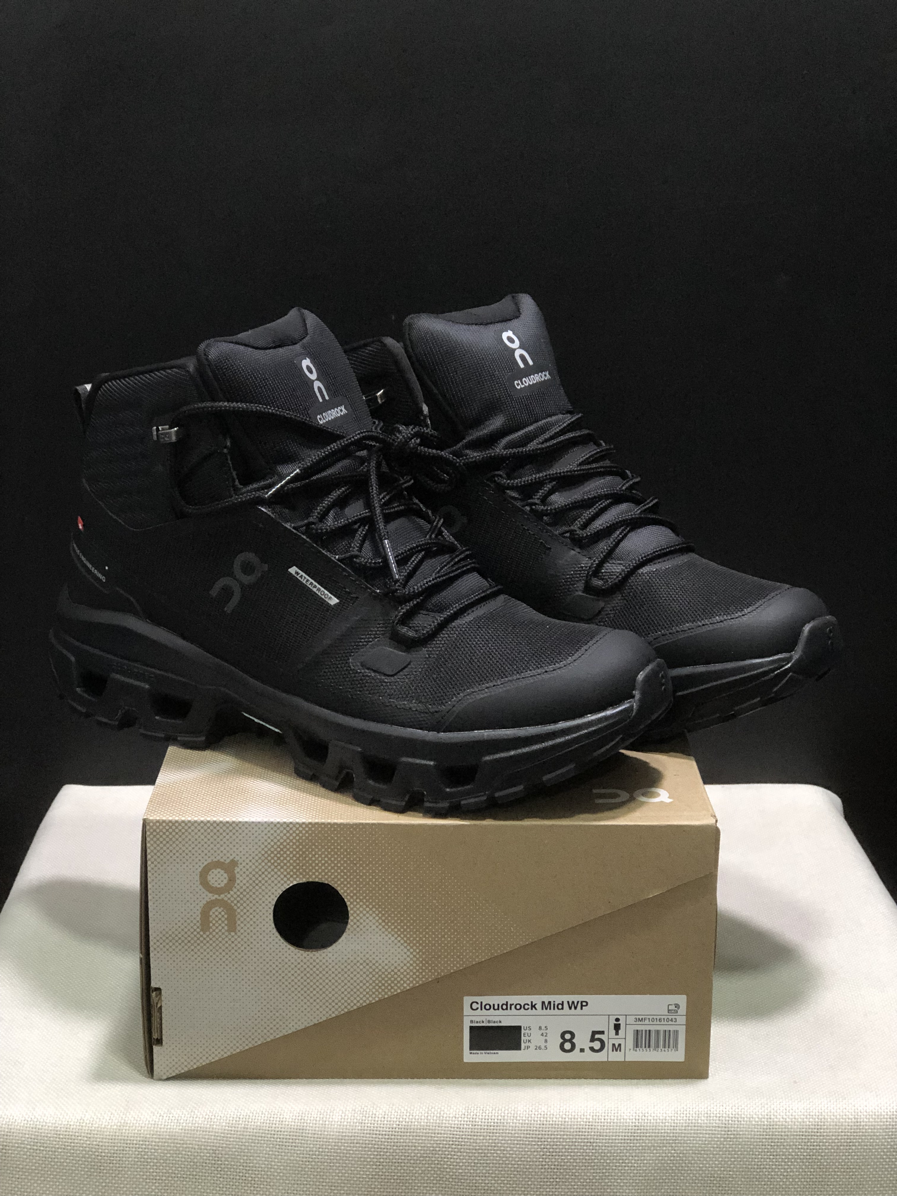 On Running Cloudrock Mid WP High-Top Hiking Shoes All Black