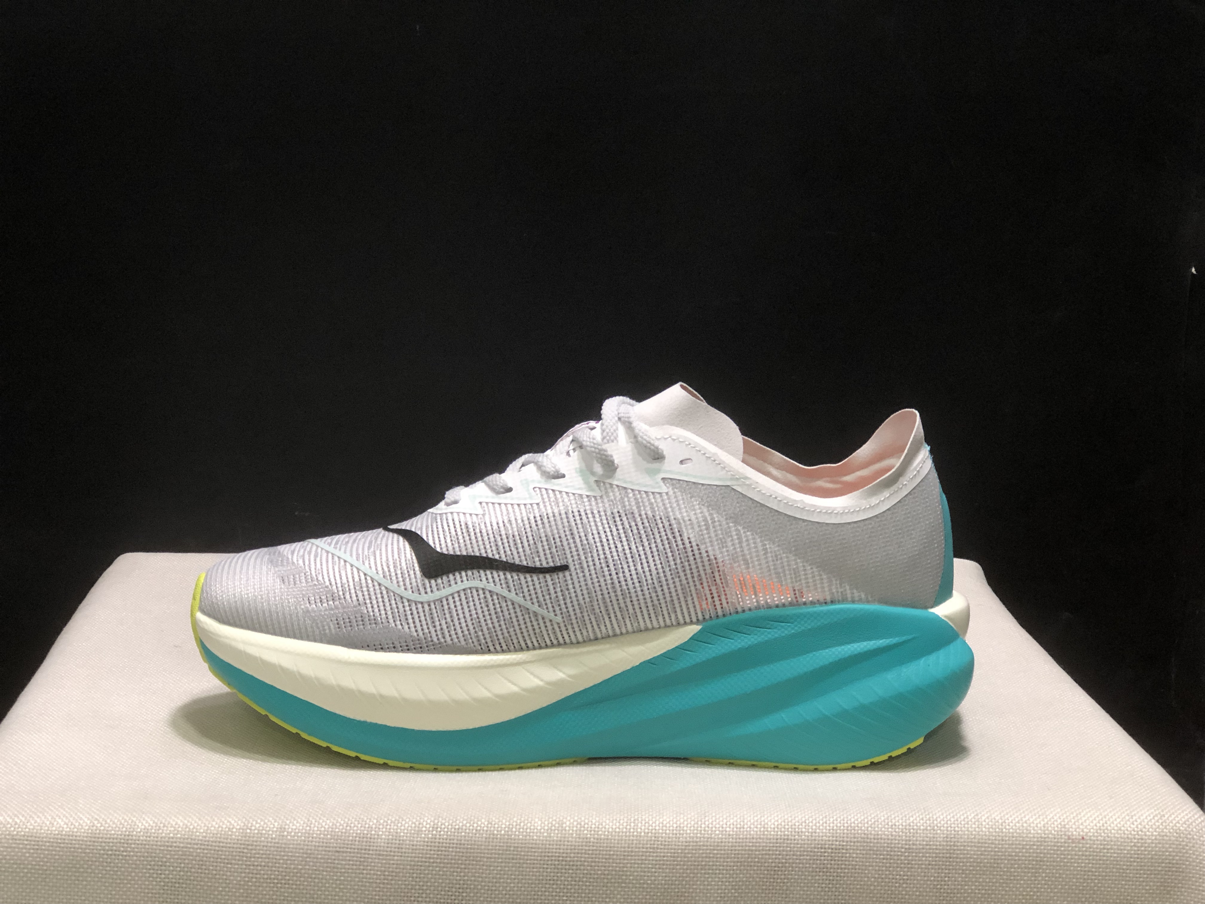 Hoka One One Mach X 2 Low-top Running Shoes Sneakers White/Teal