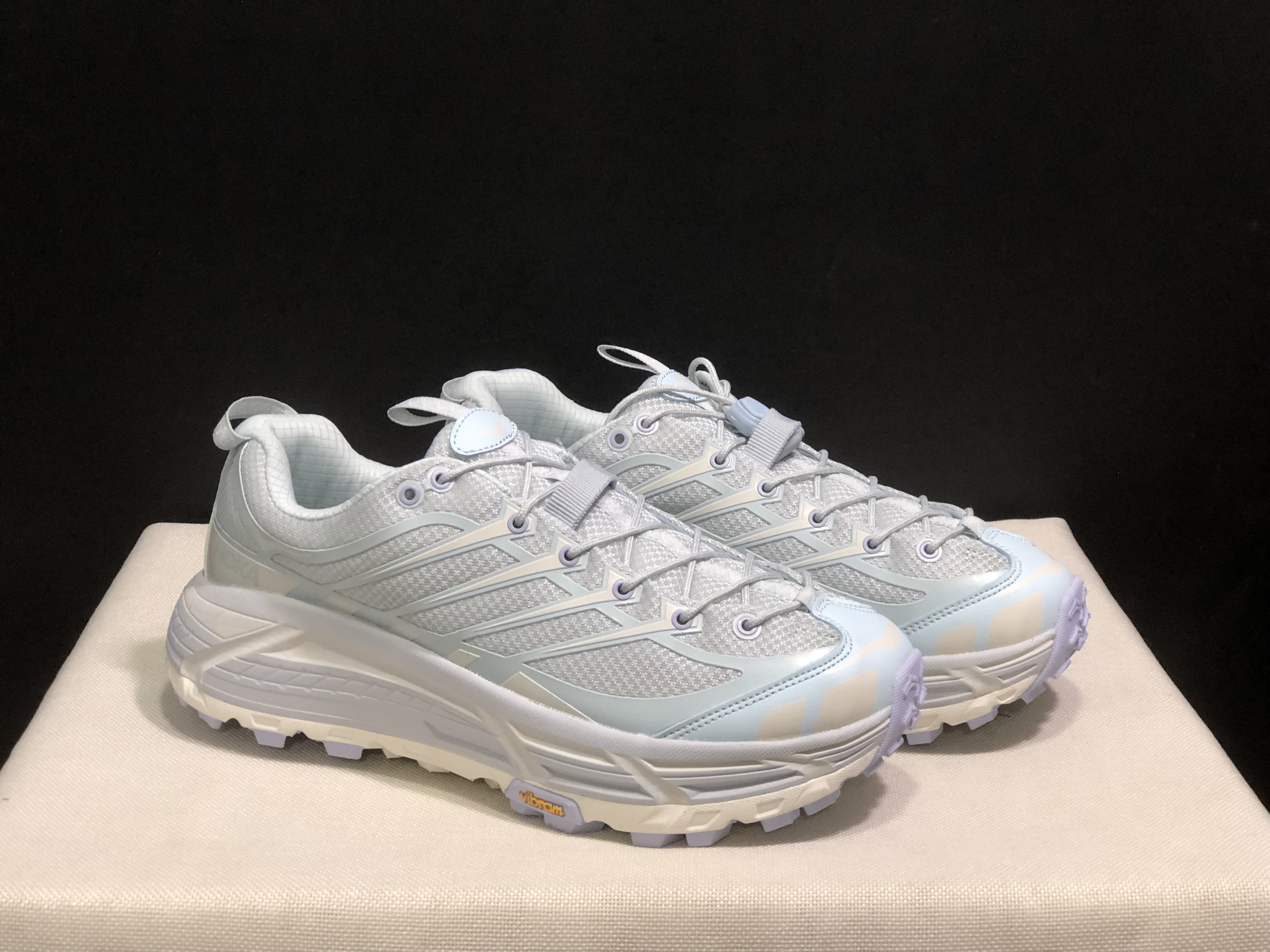 Hoka One One Mafate Three 2 Anti-slip Running Shoes Sneakers White