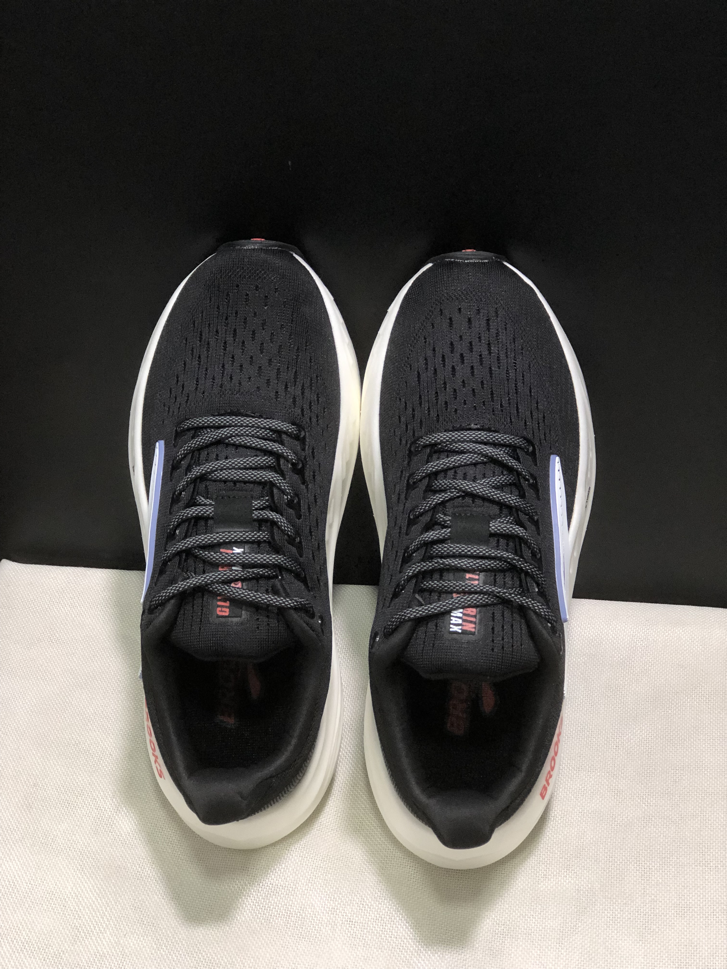 Brooks Glycerin Max Comfortable Low-top Running Shoes Black/White